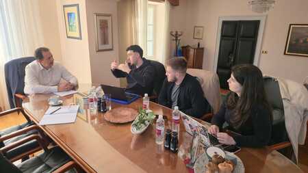 Sestanek župana s predstavniki Kluba študentov Sežana; Vir: Občina Sežana 